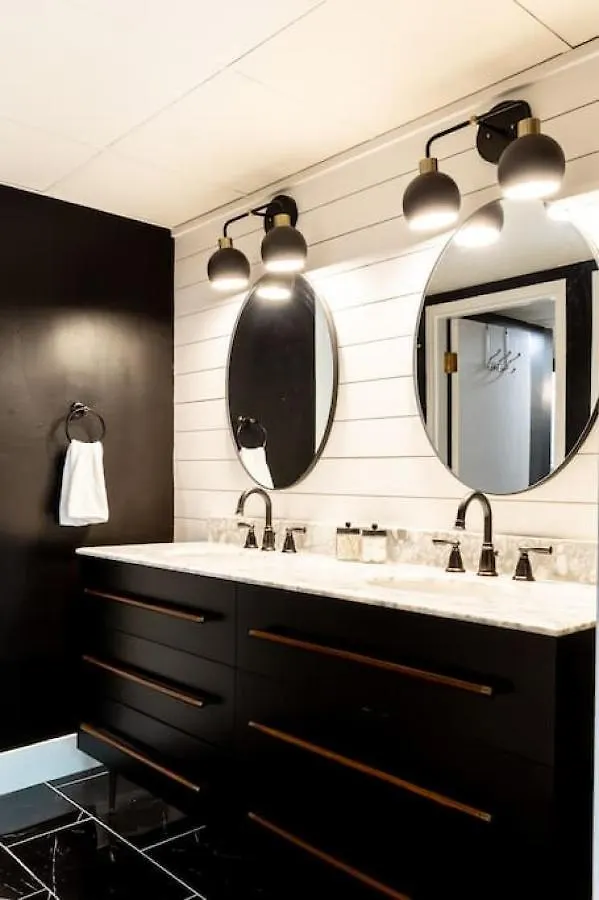 Famous Music Row Presidential Suite 2 Bedroom, 2 Bathroom, 4 Beds Nashville Casa vacanze